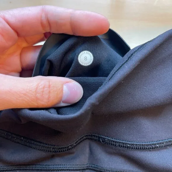 Lululemon In Movement Crop 23" Leggings Black - Picture 4 of 9